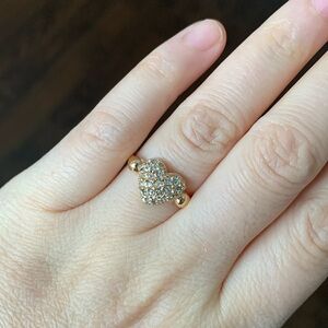 18k RGP gold ring with paved heart design